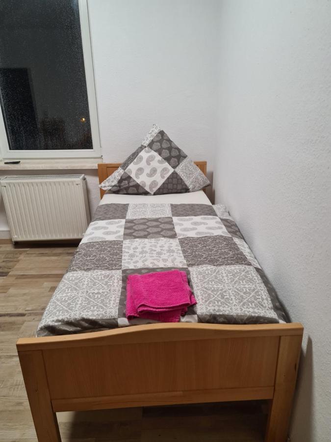 Gss18 1-Og Moeblierte Wohnung In Oebisfelde Exteriér fotografie